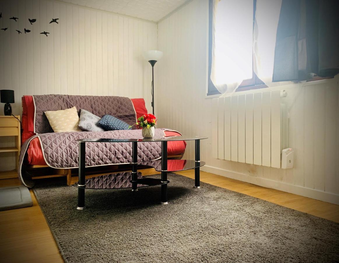 Chambre En Rez De Jardin Gland Esterno foto