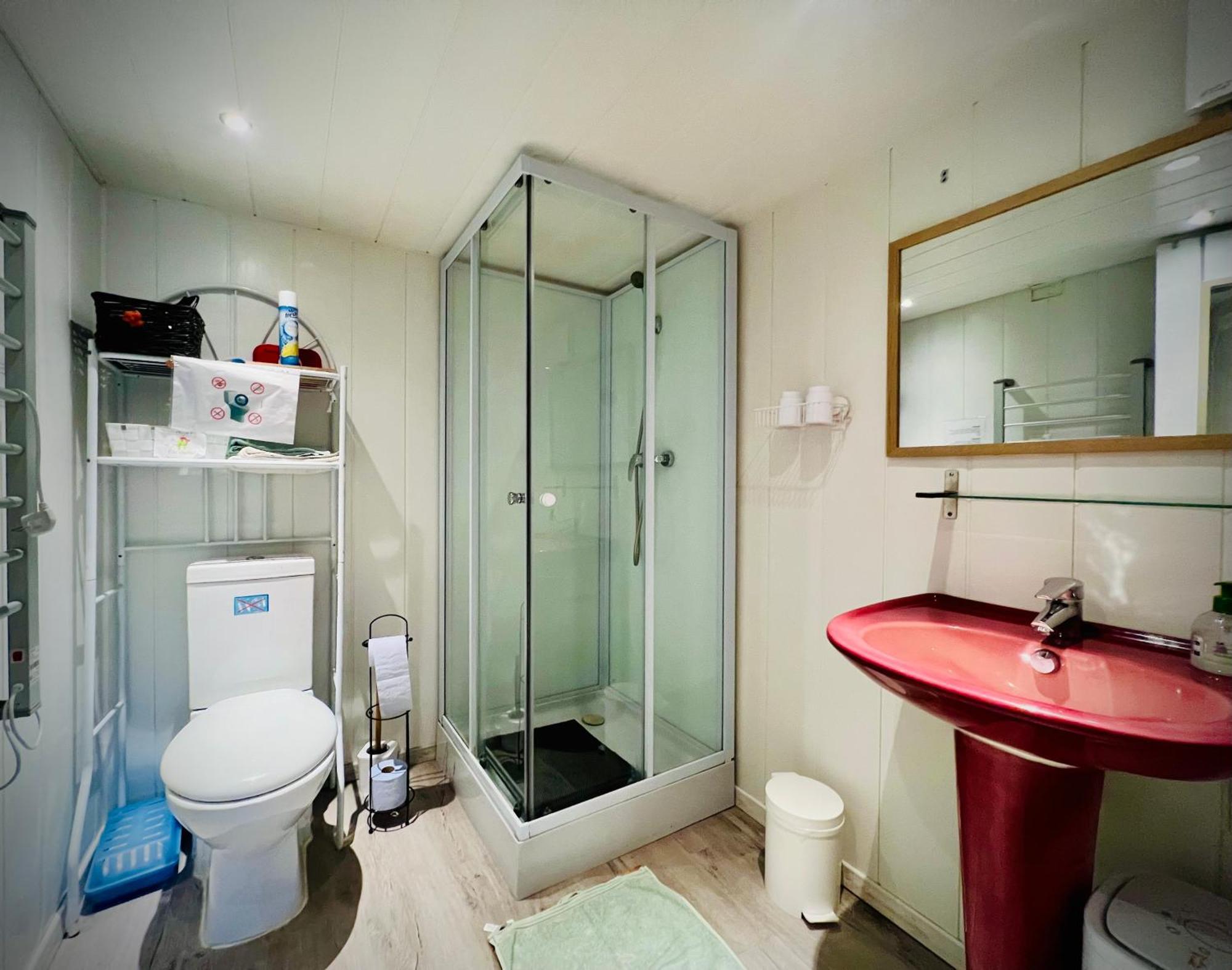 Chambre En Rez De Jardin Gland Esterno foto